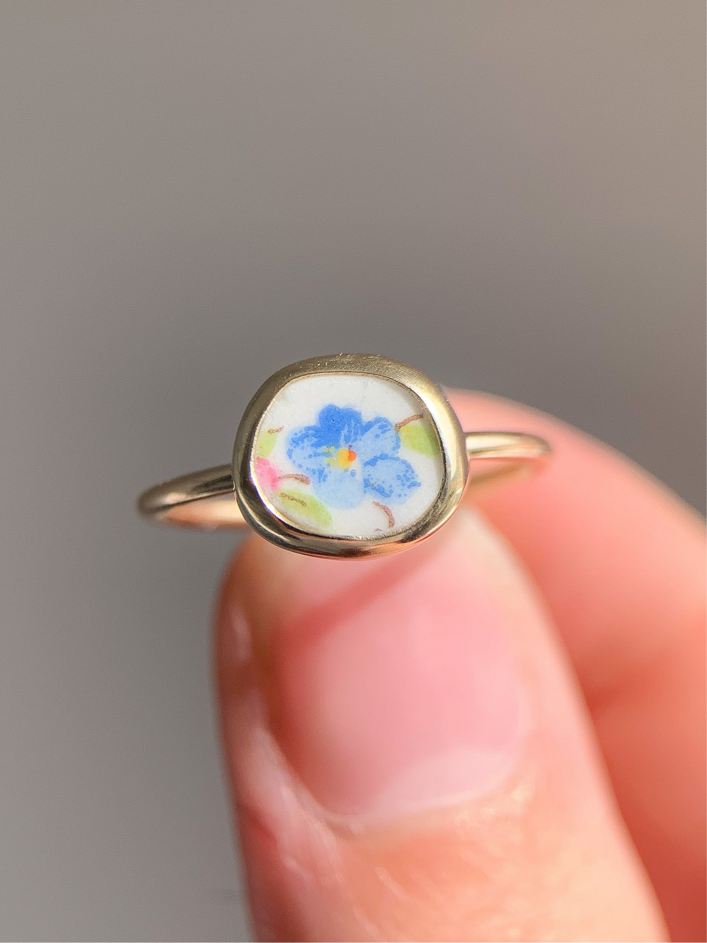 Upcycled Pottery Ring in Gold (US 5)