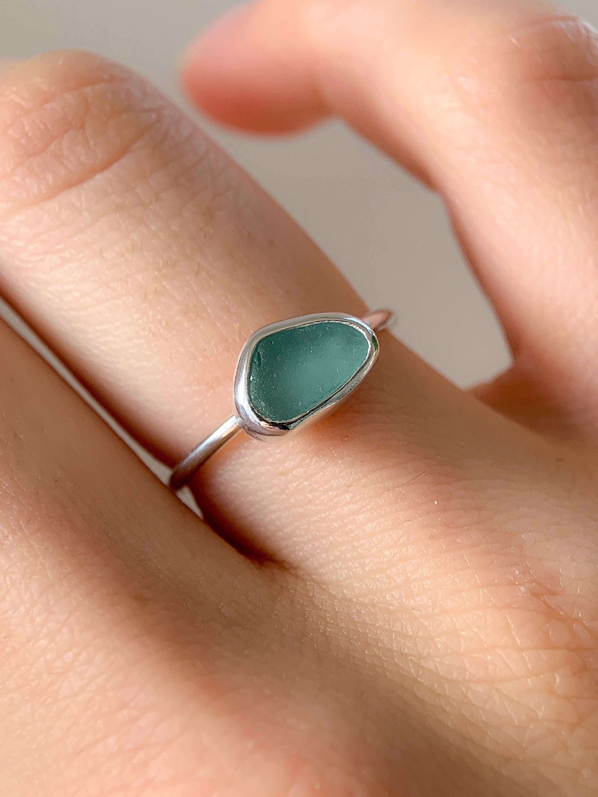 Sea Glass Ring (US 5)