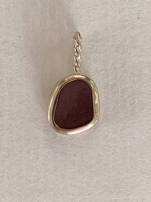 Sea Glass Pendant in Gold (No chain)