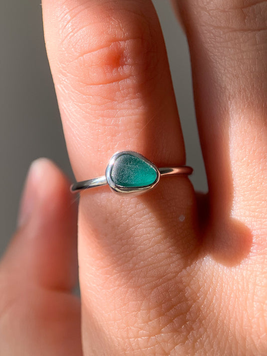 Sea Glass Ring (US 6.5)