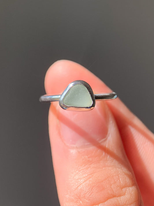 Sea Glass Ring (US 4.5)