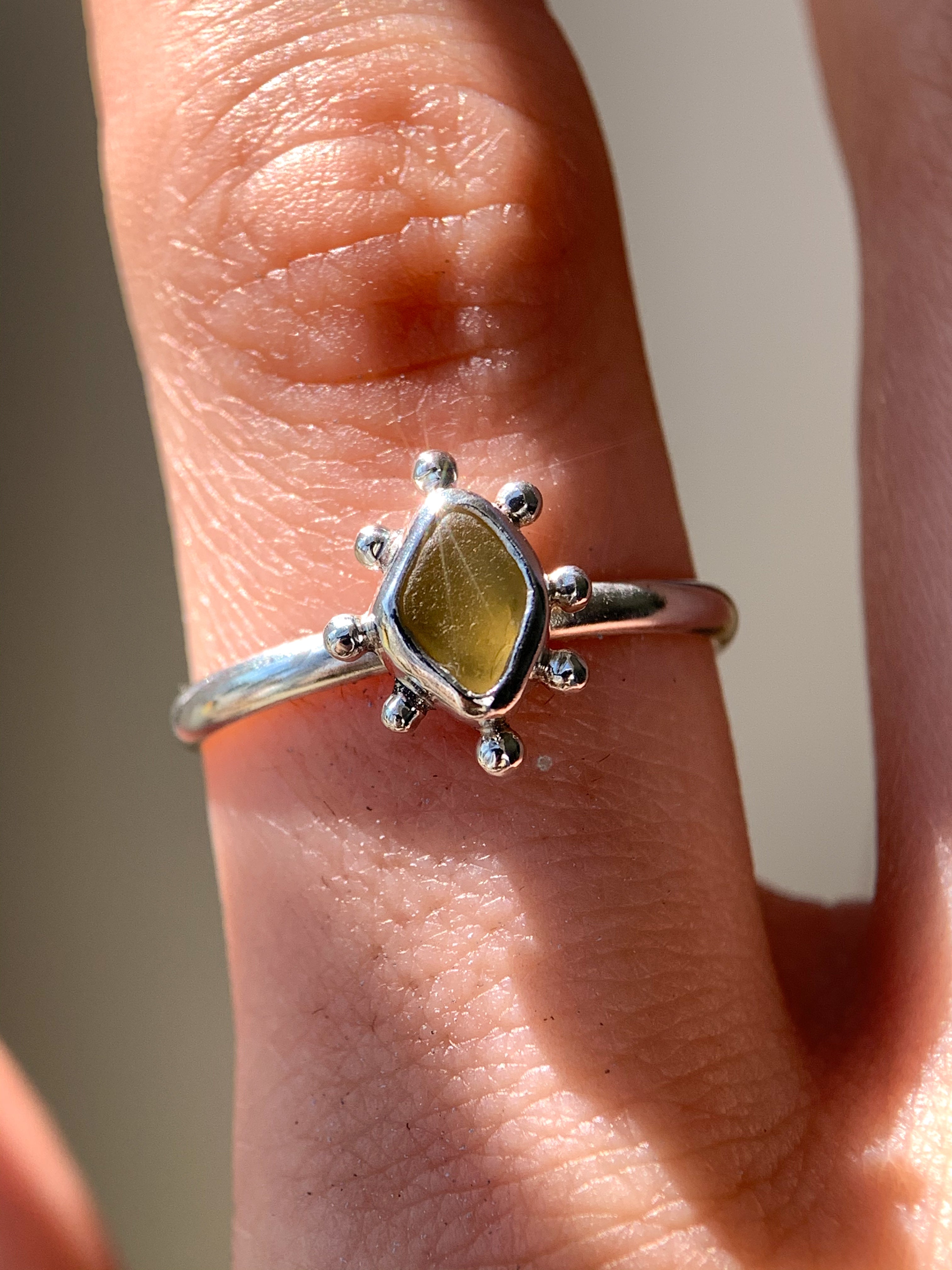 Sea Glass Sun Ring (US 8.5)